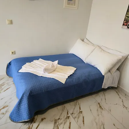 Maitos Apartment Galanado