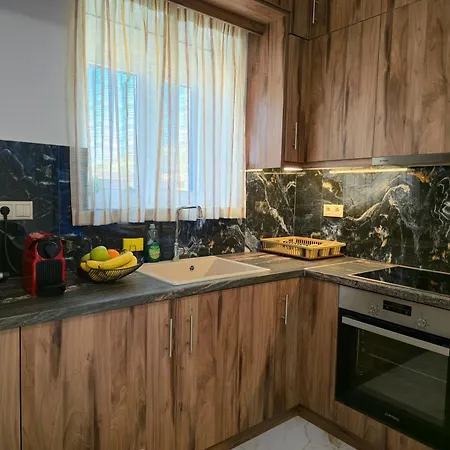Maitos Apartment Galanado